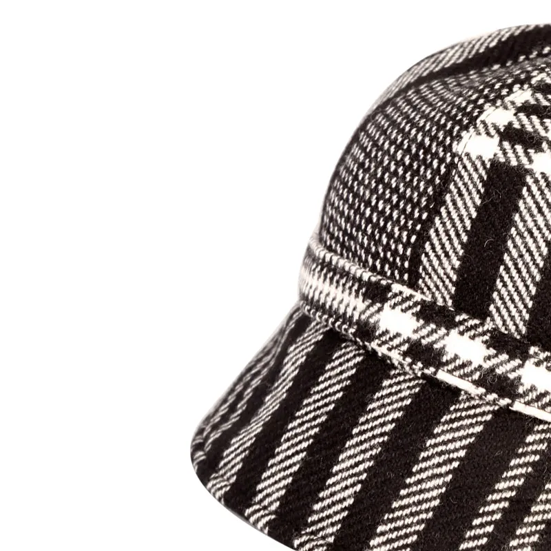 Donegal Tweed Flapper Cap, Black & White Houndstooth