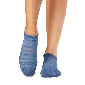 Savvy Breeze Grip Socks *